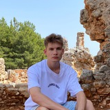 Artem Karnegy